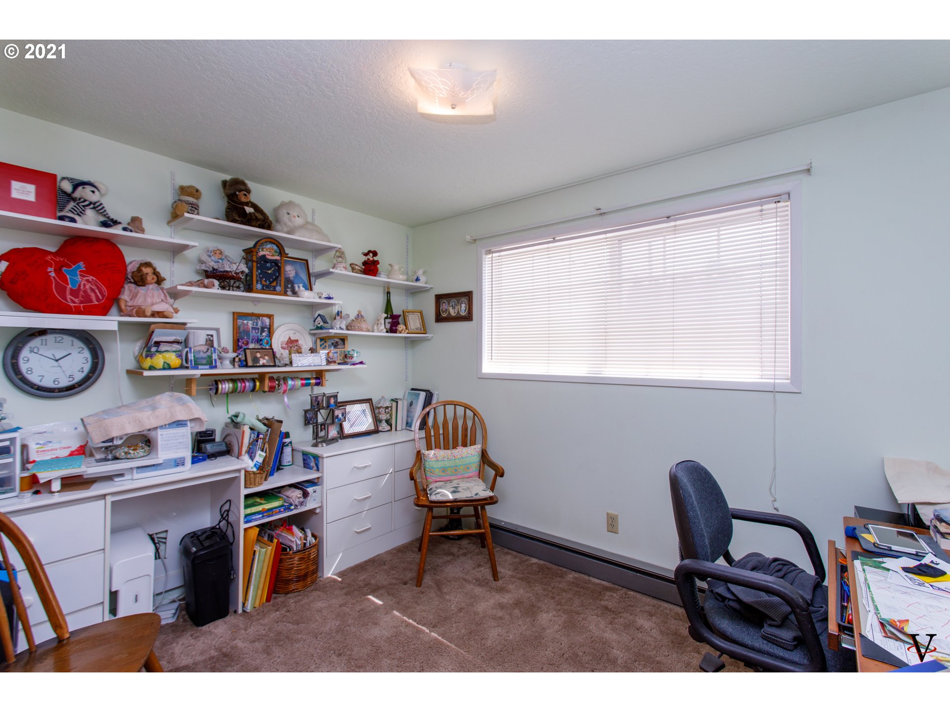 1388 Rainier Road Woodburn, OR 97071 - Photo 10 of 21