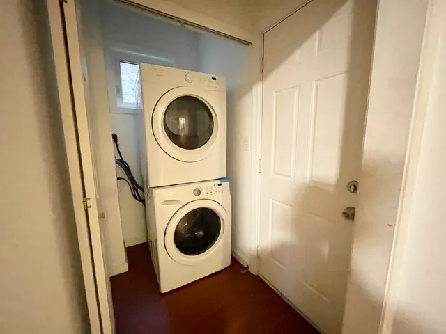 $5,600 | 93 A Hillside Street, Unit 2, Boston, MA 02120