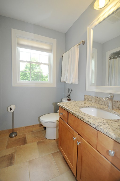78 Wingate Road Weymouth, MA 02189 - Photo 25 of 29 Gallery Image 25