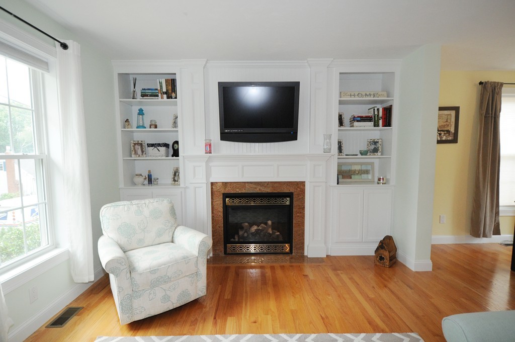 78 Wingate Road Weymouth, MA 02189 - Photo 4 of 29 Gallery Image 4