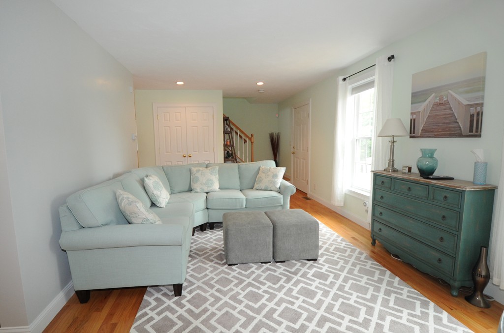 78 Wingate Road Weymouth, MA 02189 - Photo 6 of 29 Gallery Image 6