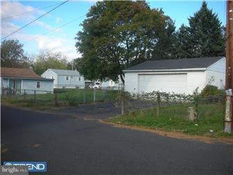 1901 Ritter Avenue Bristol, PA 19007 - Photo 2 of 7 Gallery Image 2