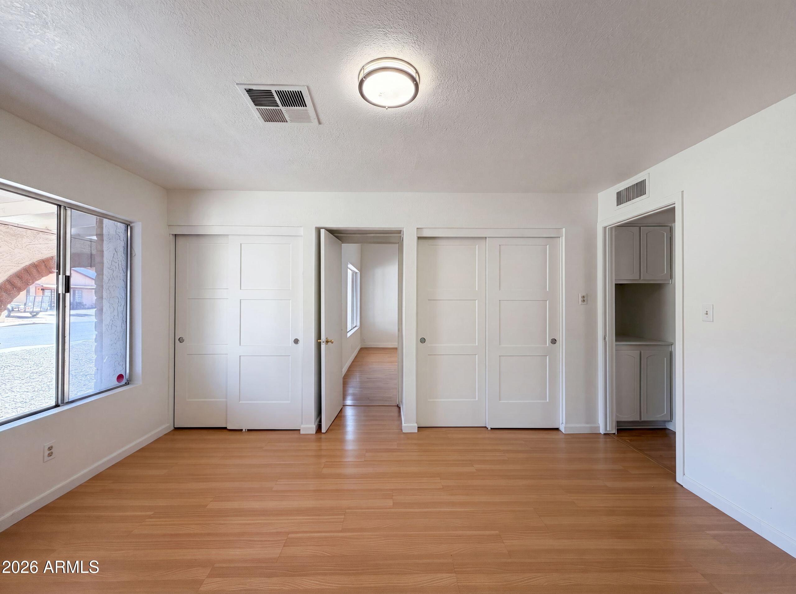 4260 East Vineyard Road Phoenix, AZ 85042 - Photo 12 of 24