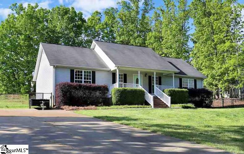 103 Hallmark Circle Easley, SC 29640 - Photo 1 of 20 Gallery Image 1