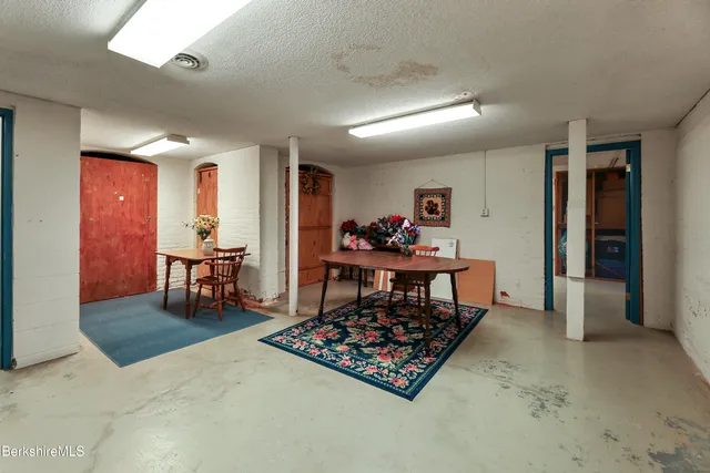 $184,900 | 60 North Street, Unit 3, Dalton, MA 01226