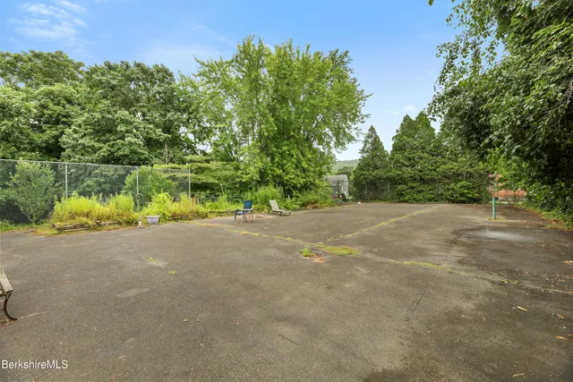 $184,900 | 60 North Street, Unit 3, Dalton, MA 01226