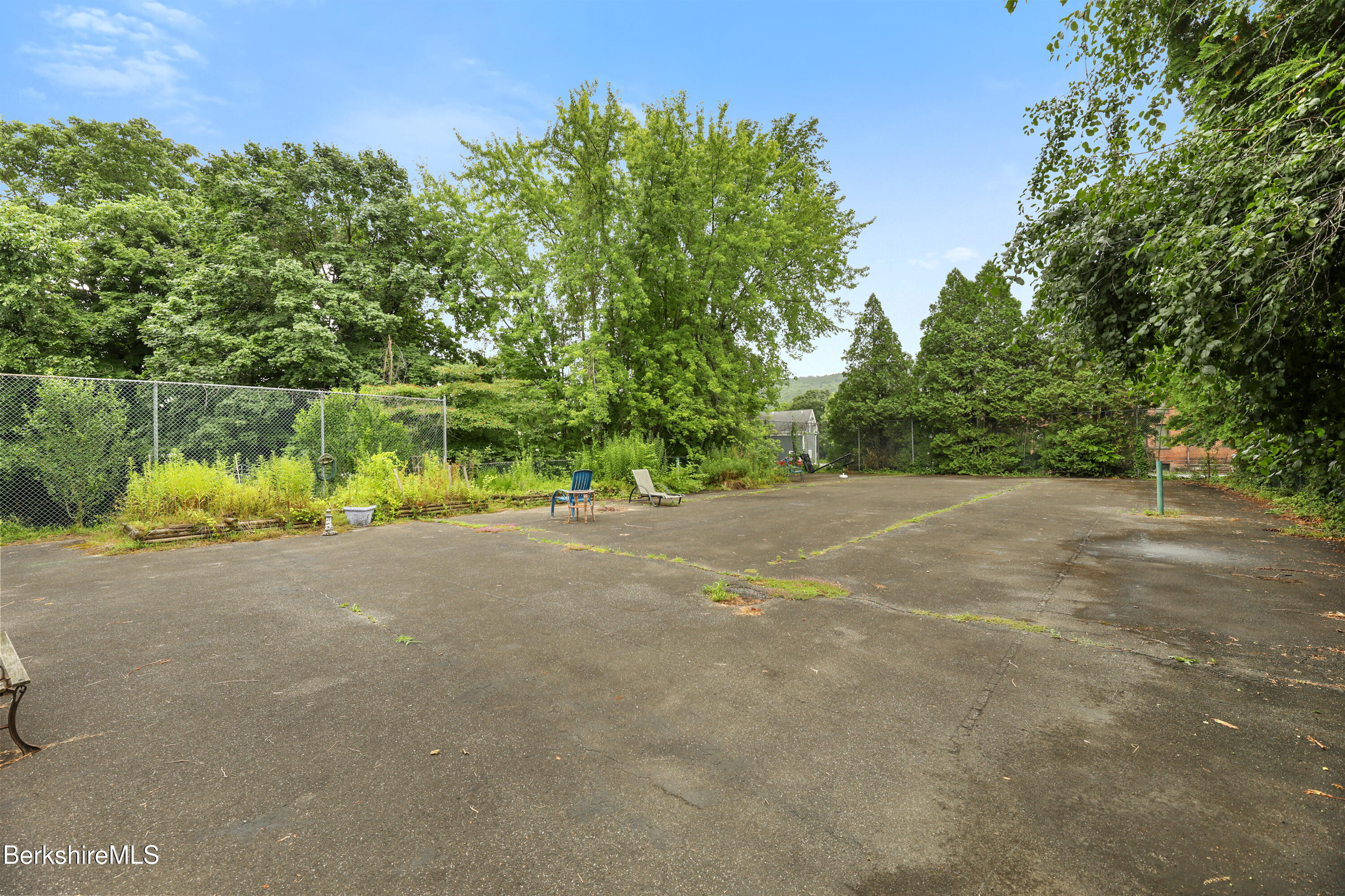 60 North Street, Unit 3 Dalton, MA 01226 - Photo 20 of 29 Tennis Court