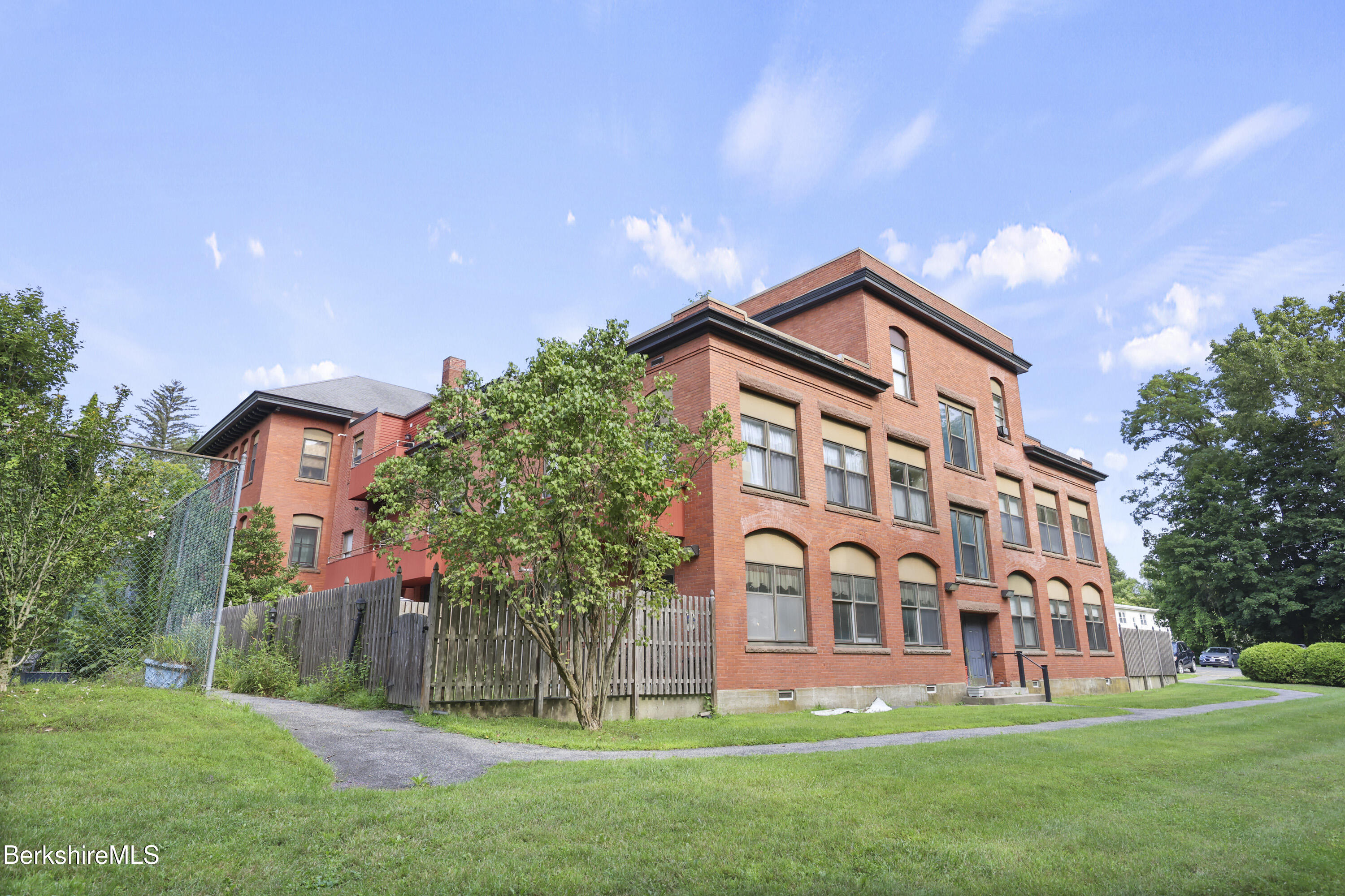 60 North Street, Unit 3 Dalton, MA 01226 - Photo 27 of 29 Exterior Back