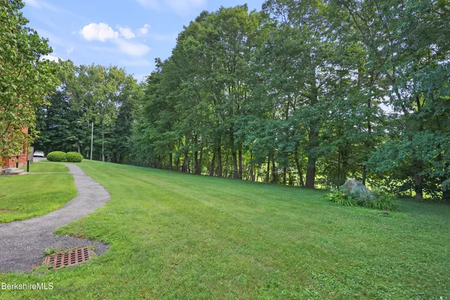 $184,900 | 60 North Street, Unit 3, Dalton, MA 01226