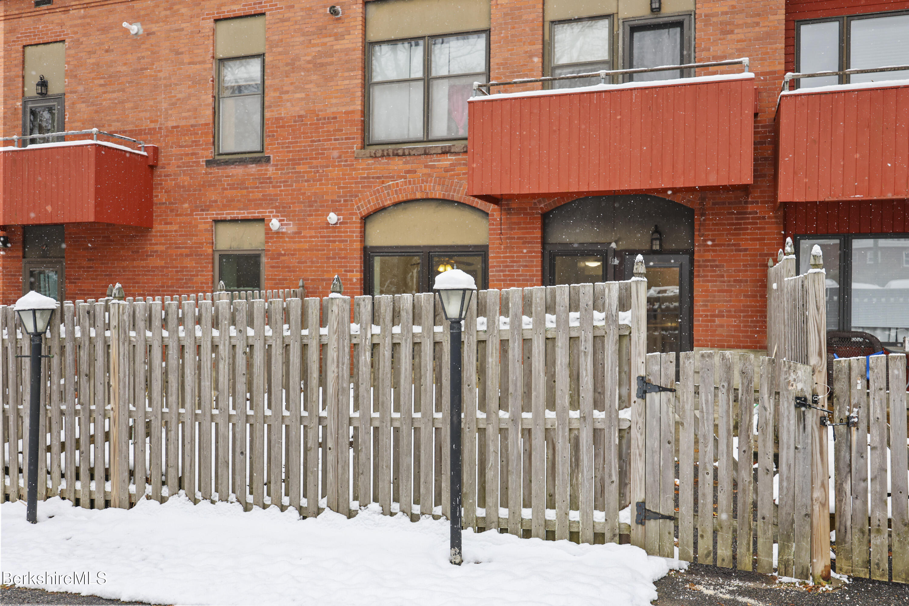 60 North Street, Unit 3 Dalton, MA 01226 - Photo 5 of 29 Side Entry