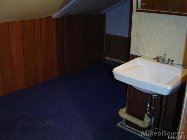 901 Range Road Smiths Creek, MI 48074 - Photo 16 of 26 16.jpg