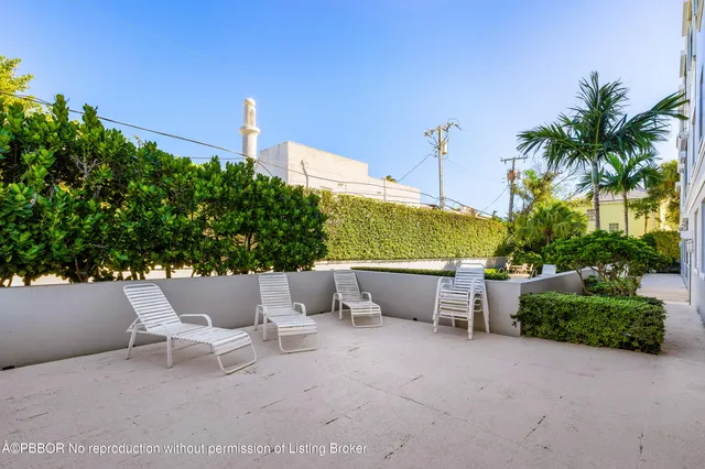 $6,700,000 | 145 Peruvian Avenue, Unit 101, Palm Beach, FL 33480