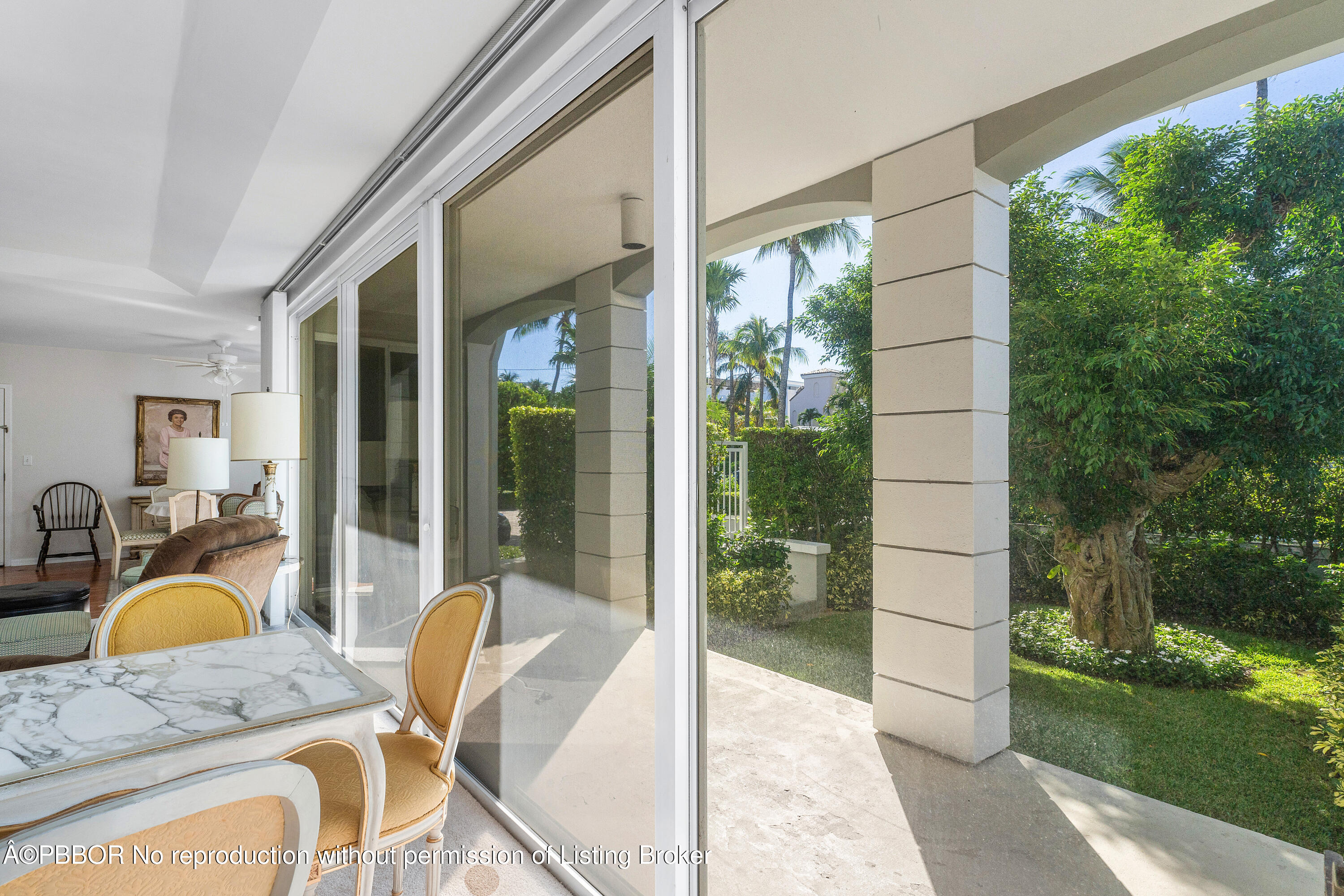 145 Peruvian Avenue, Unit 101 Palm Beach, FL 33480 - Photo 4 of 14 Front Garden and Lanai