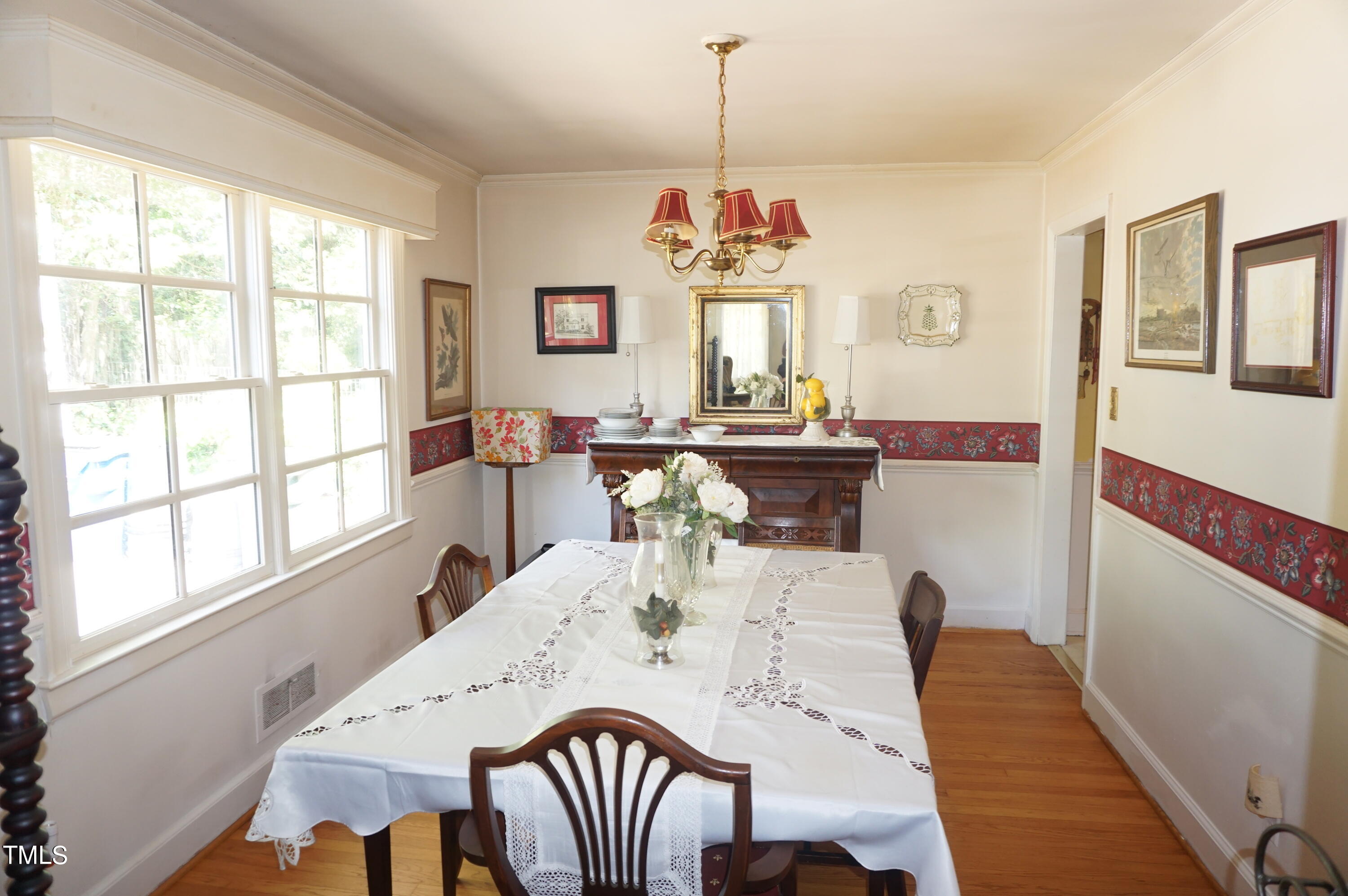 3406 Cherry Lane Raleigh, NC 27607 - Photo 10 of 31 DSC05130