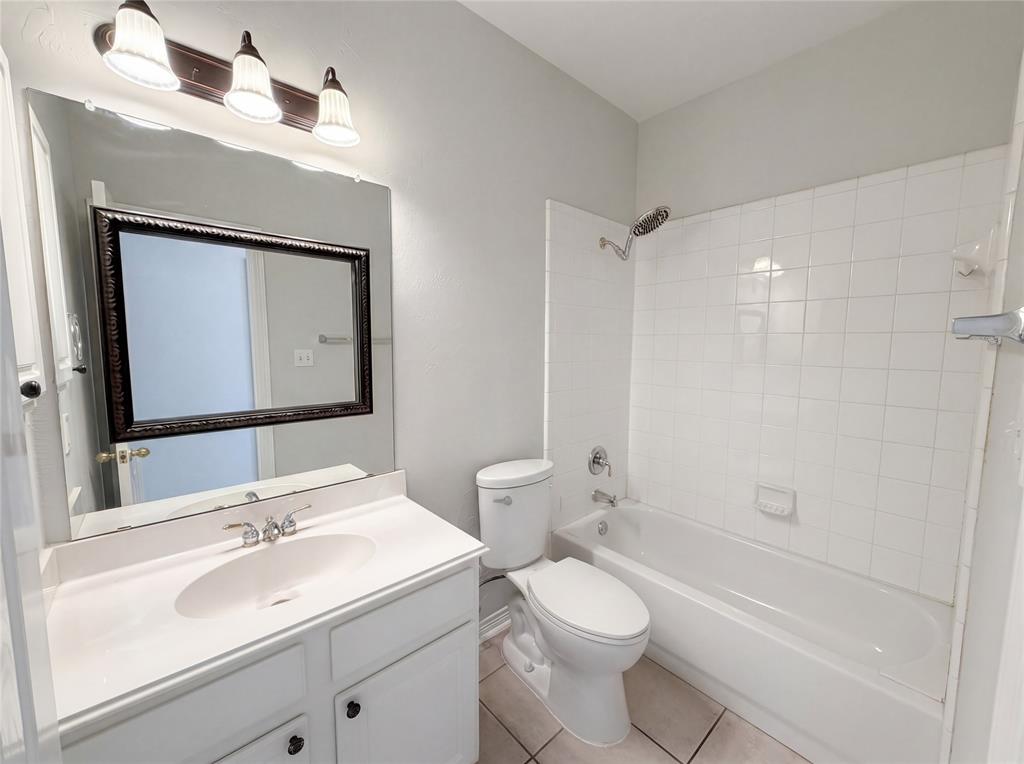 1412 Spring Ridge Lane Flower Mound, TX 75028 - Photo 18 of 33