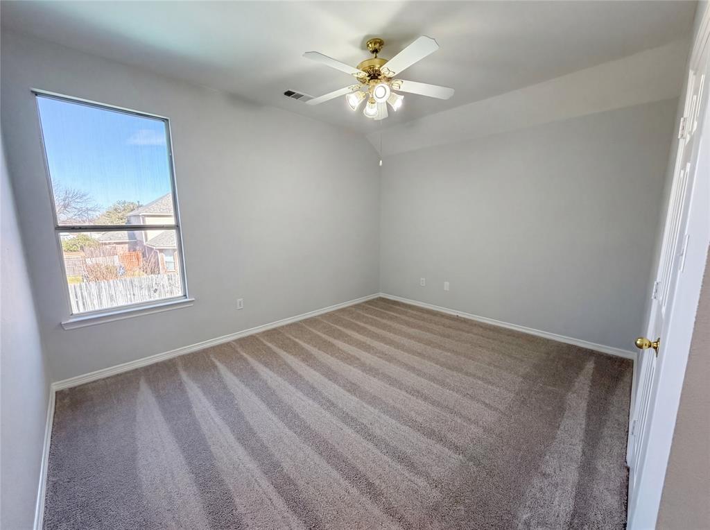 1412 Spring Ridge Lane Flower Mound, TX 75028 - Photo 27 of 33