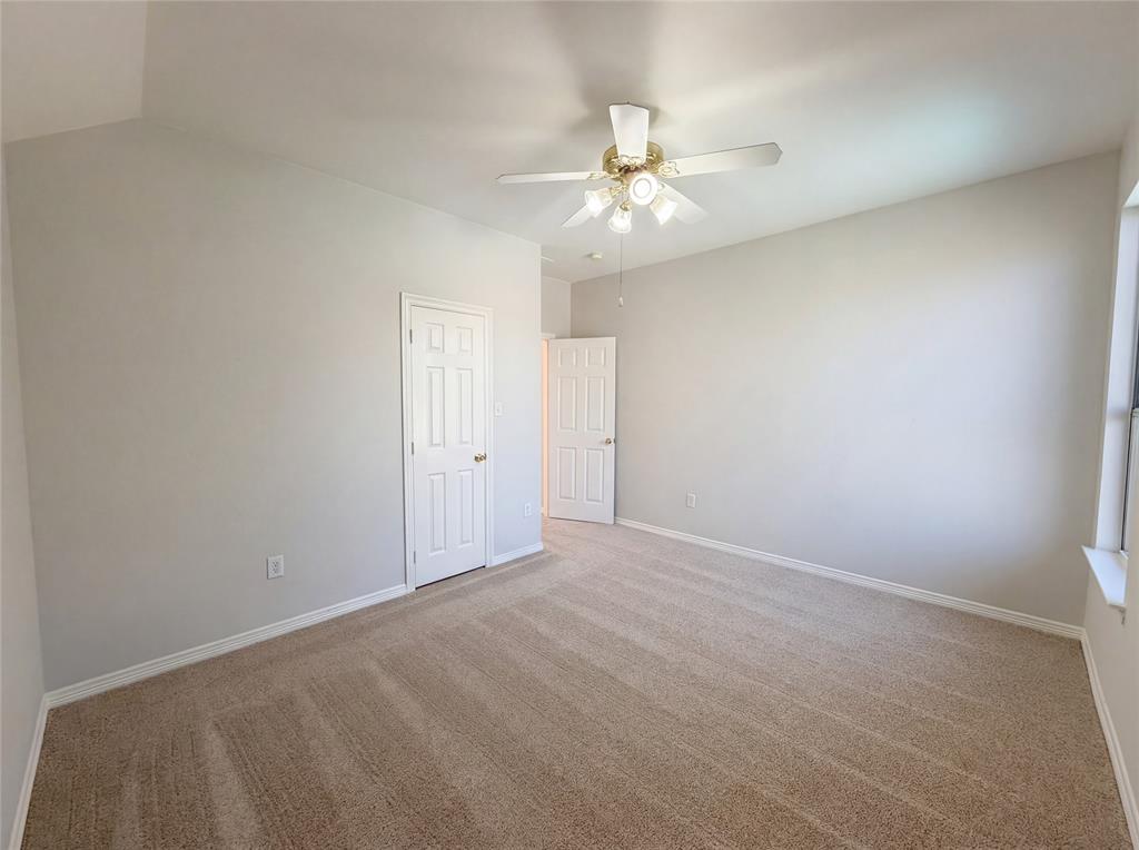 1412 Spring Ridge Lane Flower Mound, TX 75028 - Photo 28 of 33