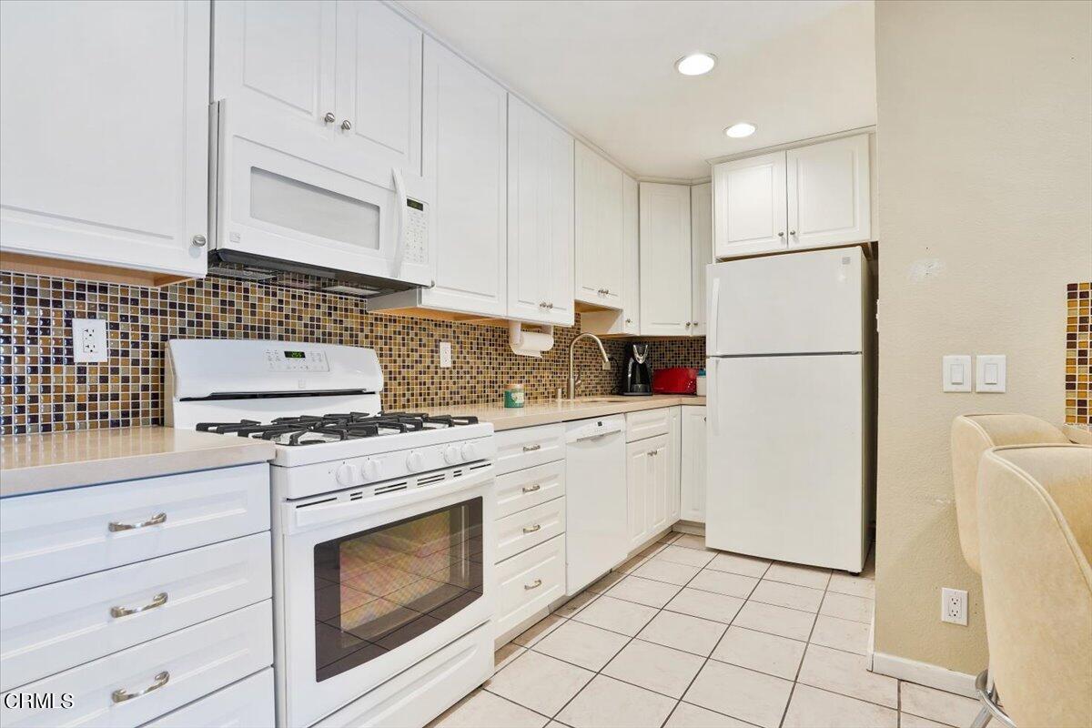 655 Reef Circle Port Hueneme, CA 93041 - Photo 14 of 35 15-665 Reef Cir-32