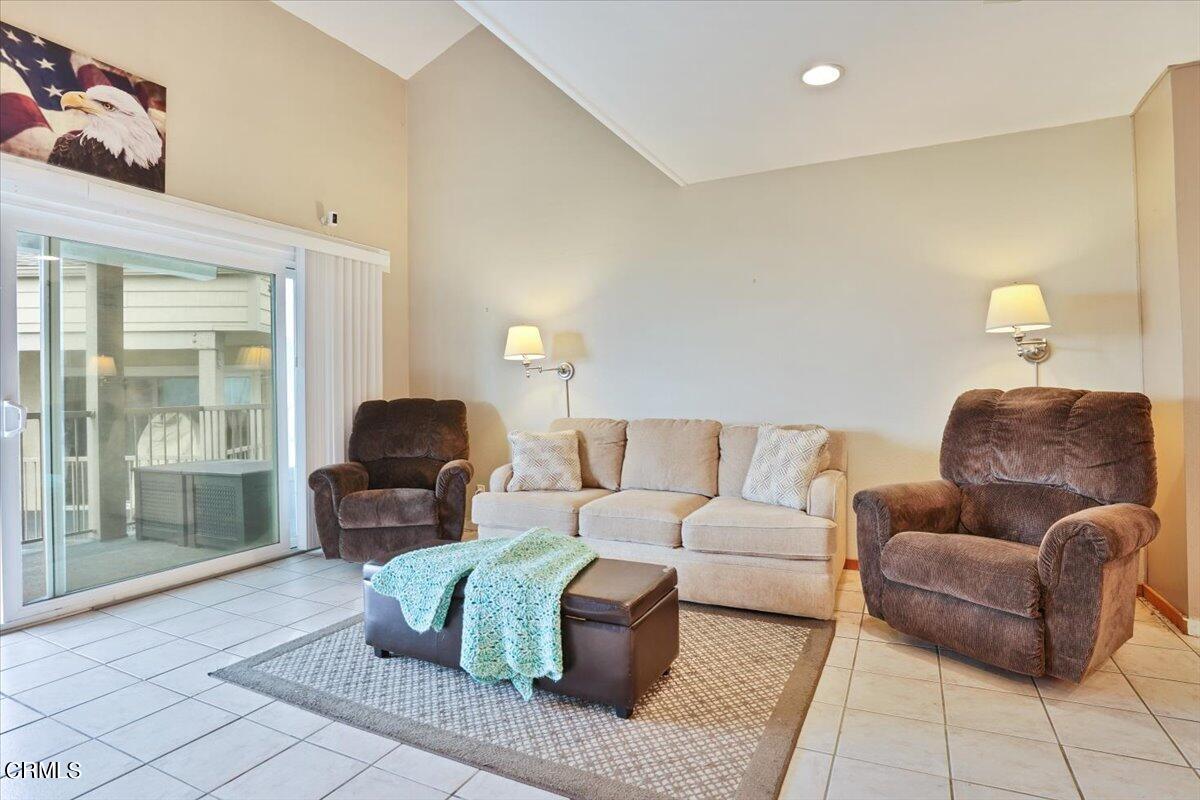 655 Reef Circle Port Hueneme, CA 93041 - Photo 19 of 35 17-665 Reef Cir-34