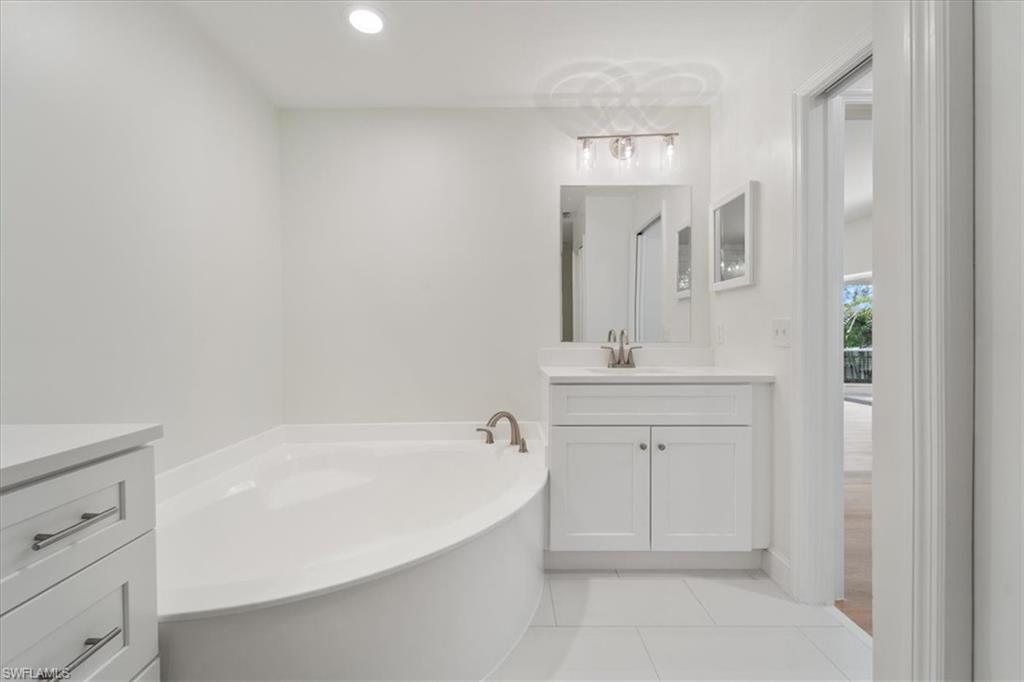 2868 Aintree Lane, Unit M101 Naples, FL 34112 - Photo 20 of 35