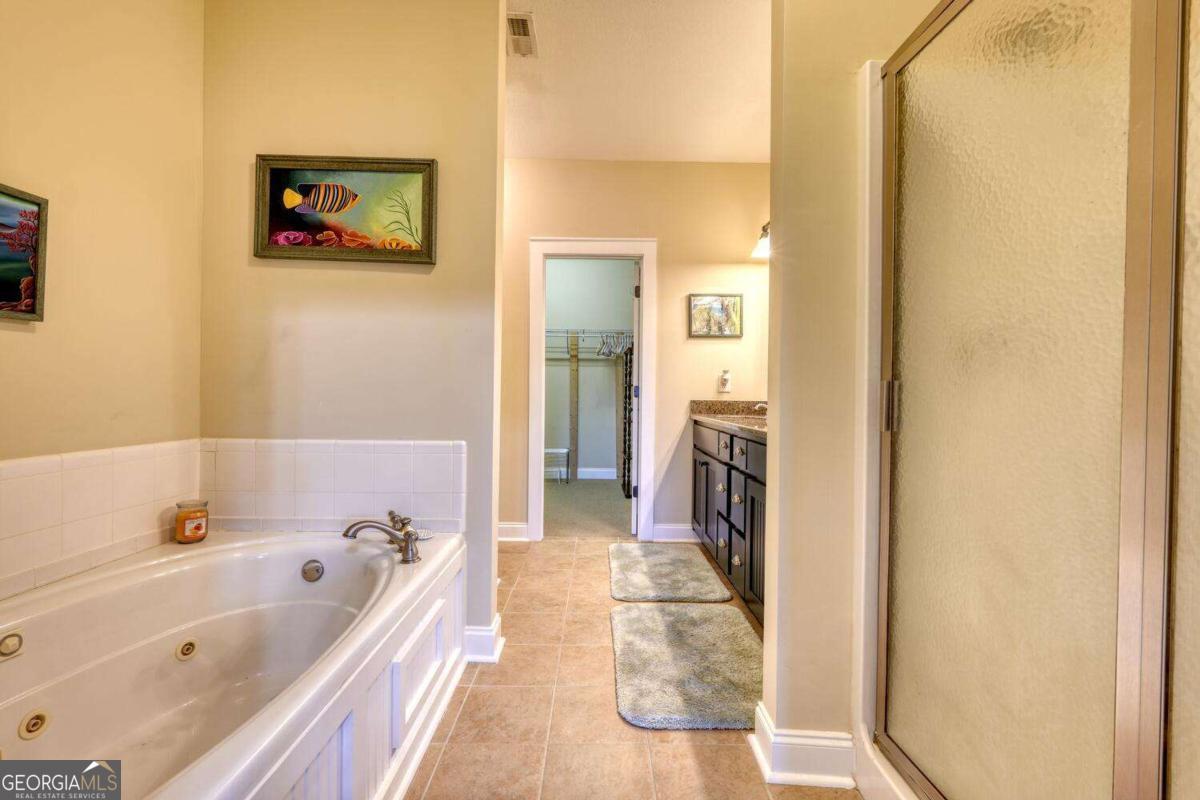 1405 Lakeside Road, Unit 303 Hiawassee, GA 30546 - Photo 19 of 44