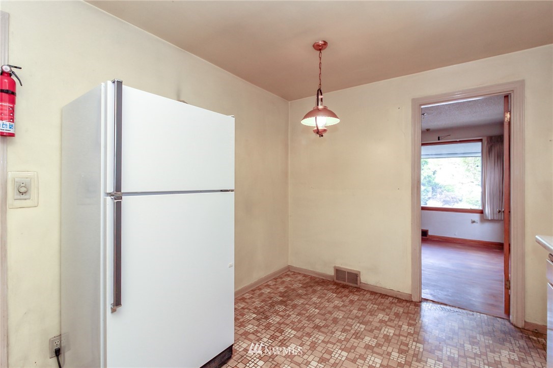 4117 Southwest Ida Street Seattle, WA 98136 - Photo 8 of 25 Gallery Image 8