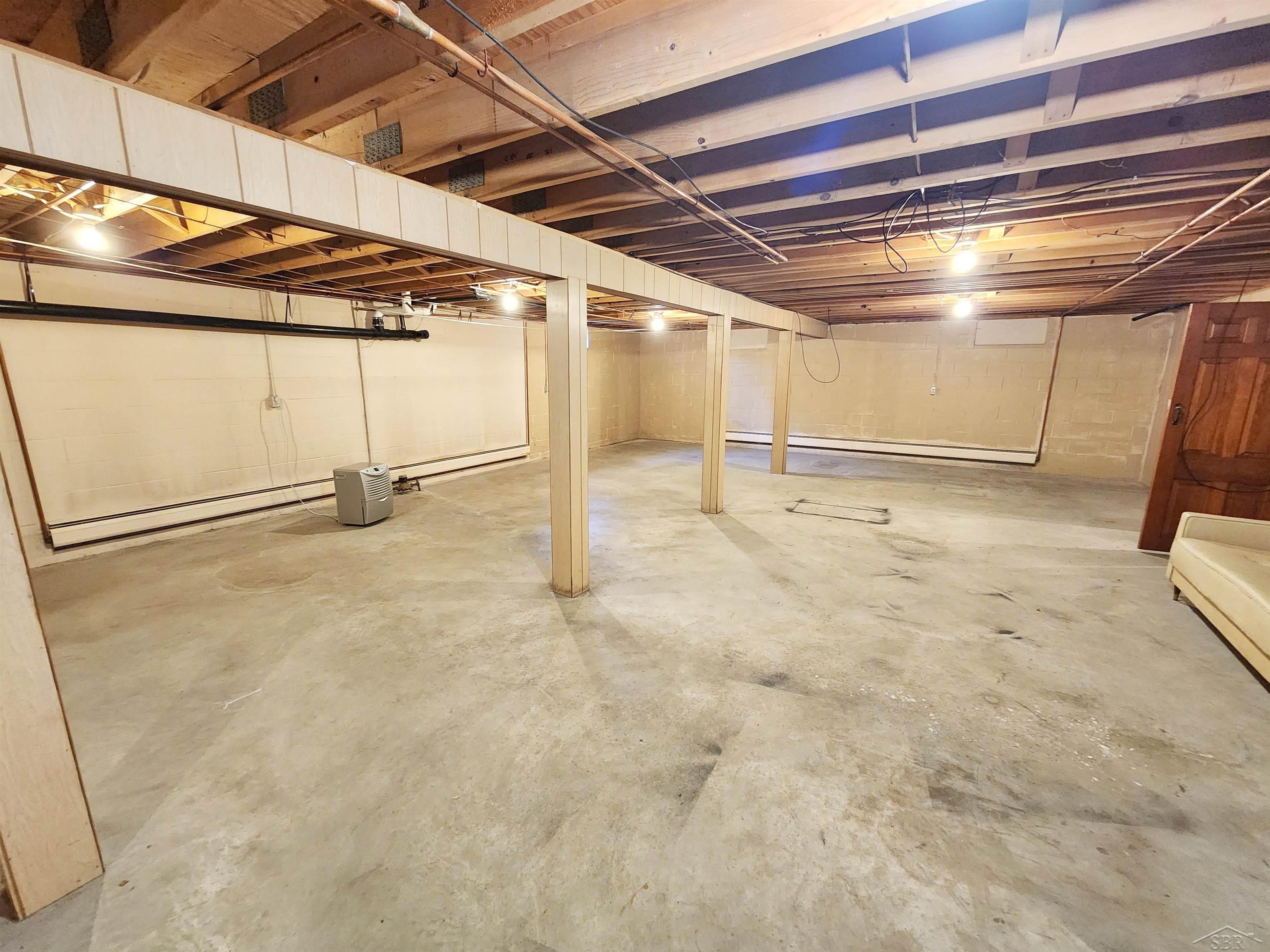 3651 North Graham Road Freeland, MI 48623 - Photo 38 of 60 50123810-37.JPG