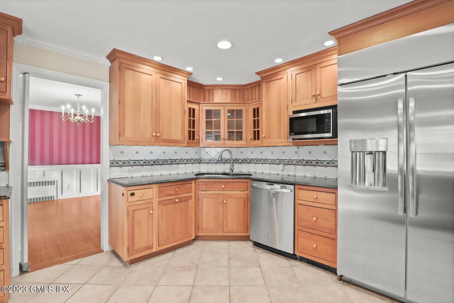 16 Intervale Place Greenwich, CT 06830 - Photo 10 of 23 16 Intervale Kitchen Dining