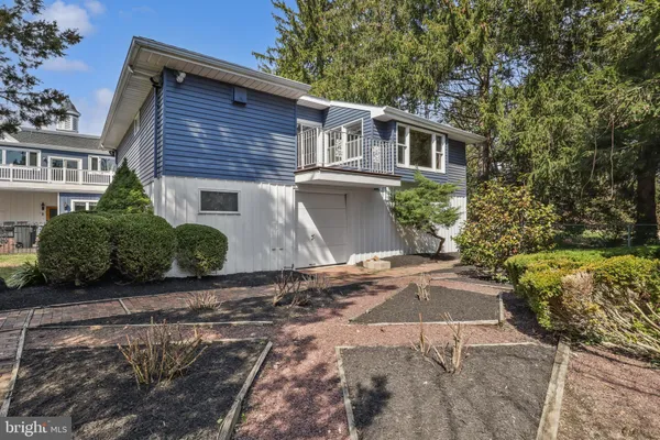 $875,000 | 436 Cottage Avenue, Edgewater Park, NJ 08010