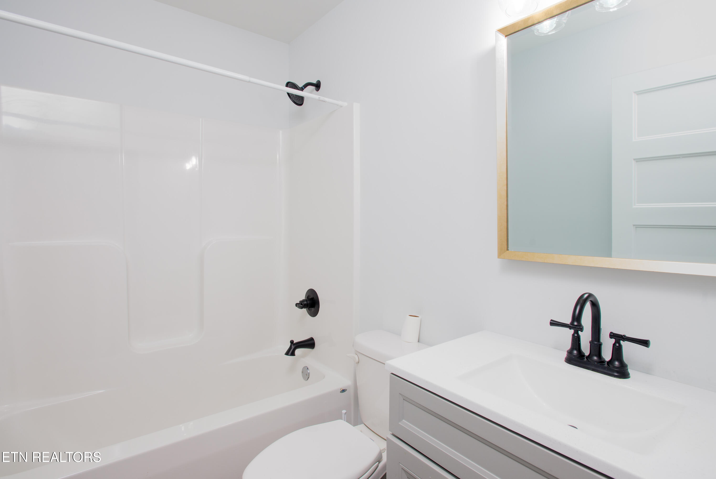 432 Murphy Road Maryville, TN 37801 - Photo 15 of 29 432 Murphy Rd-0025