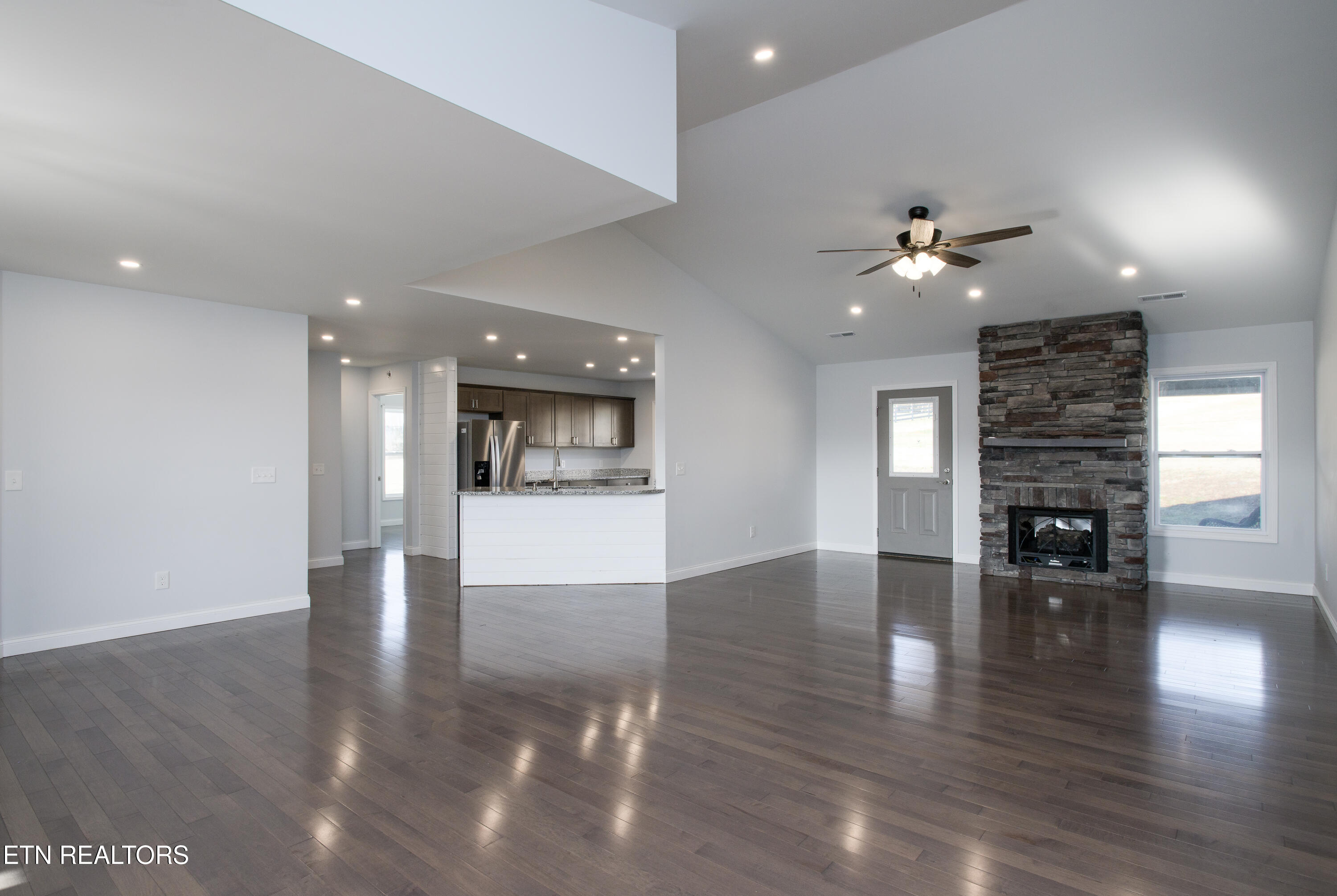 432 Murphy Road Maryville, TN 37801 - Photo 5 of 29 432 Murphy Rd-0015