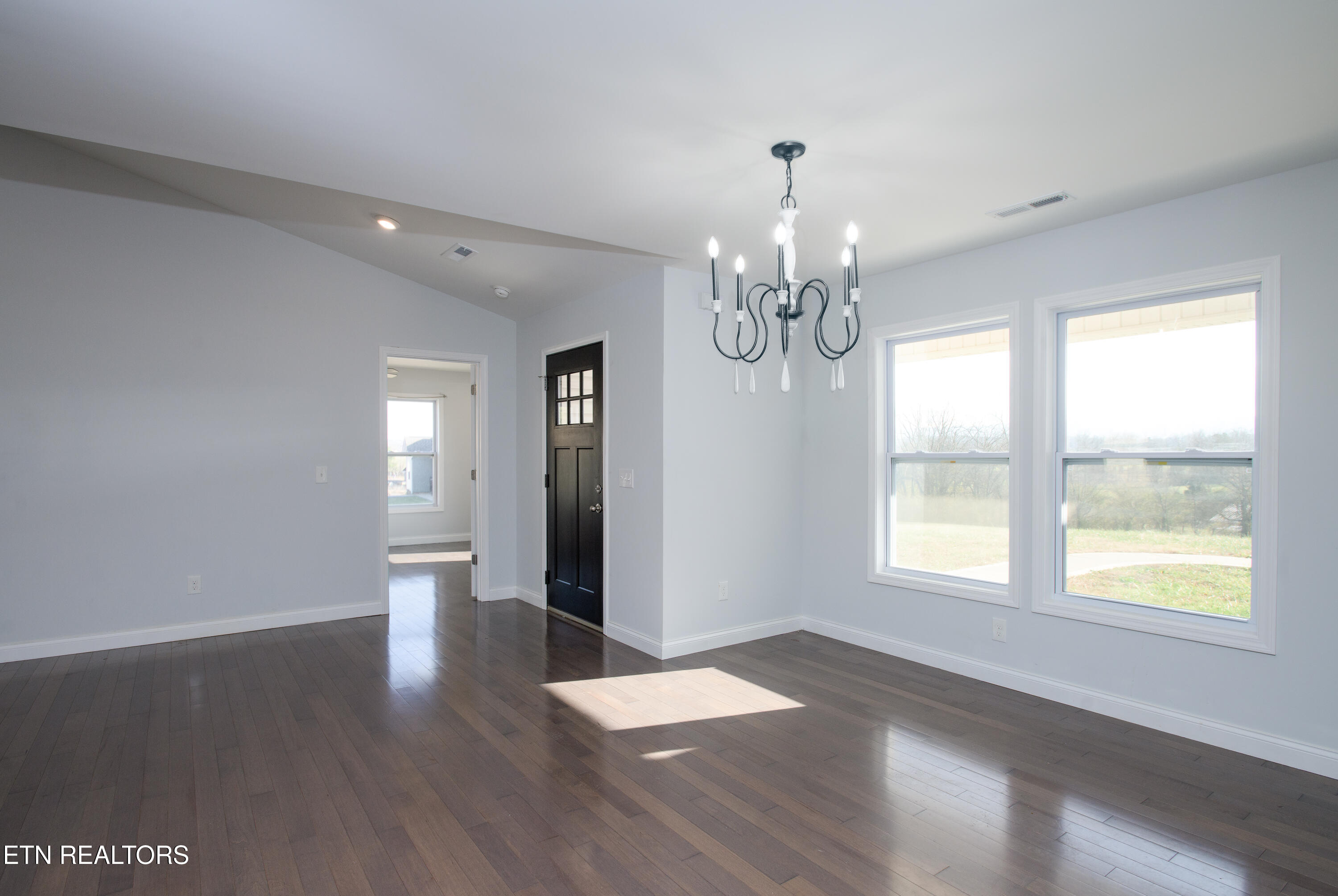 432 Murphy Road Maryville, TN 37801 - Photo 6 of 29 432 Murphy Rd-0018