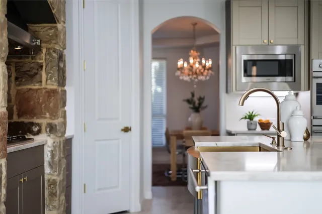 $1,245,000 | 3900 Avery Woods Lane, Cedar Park, TX 78613