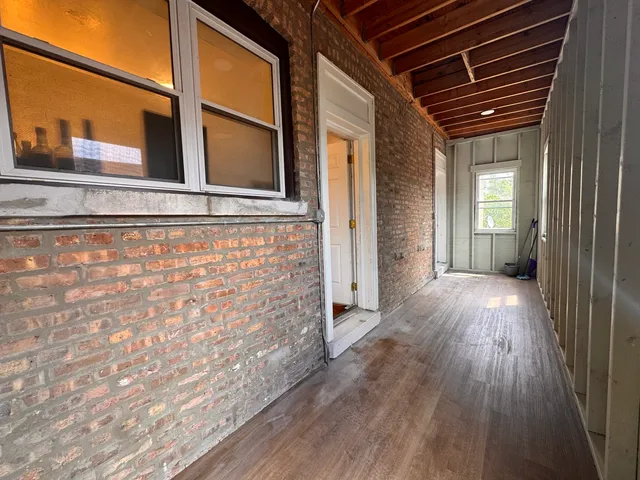 $1,500 | 2833 West 66th Street, Unit 2, Chicago, IL 60629