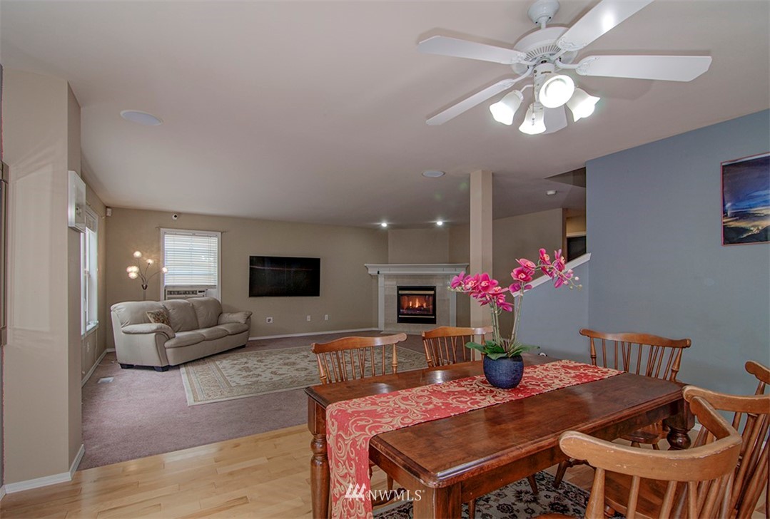 2305 Southeast 3rd Street Renton, WA 98056 - Photo 12 of 30