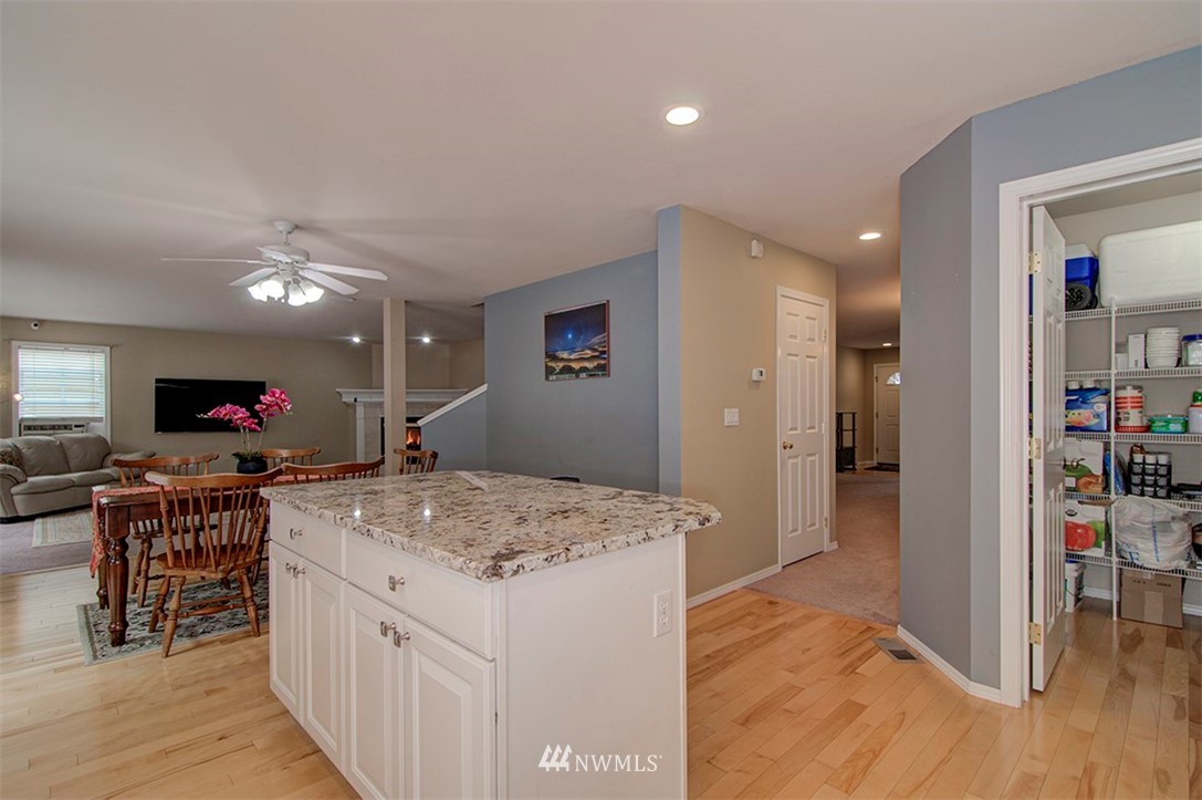 2305 Southeast 3rd Street Renton, WA 98056 - Photo 13 of 30