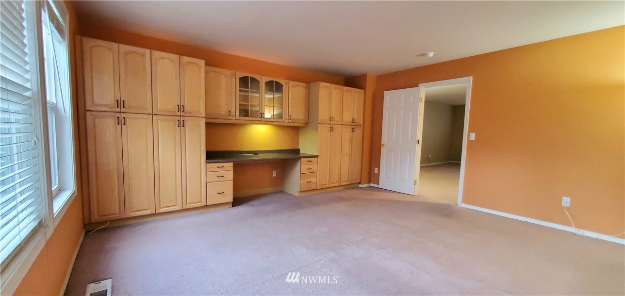 2305 Southeast 3rd Street Renton, WA 98056 - Photo 23 of 30