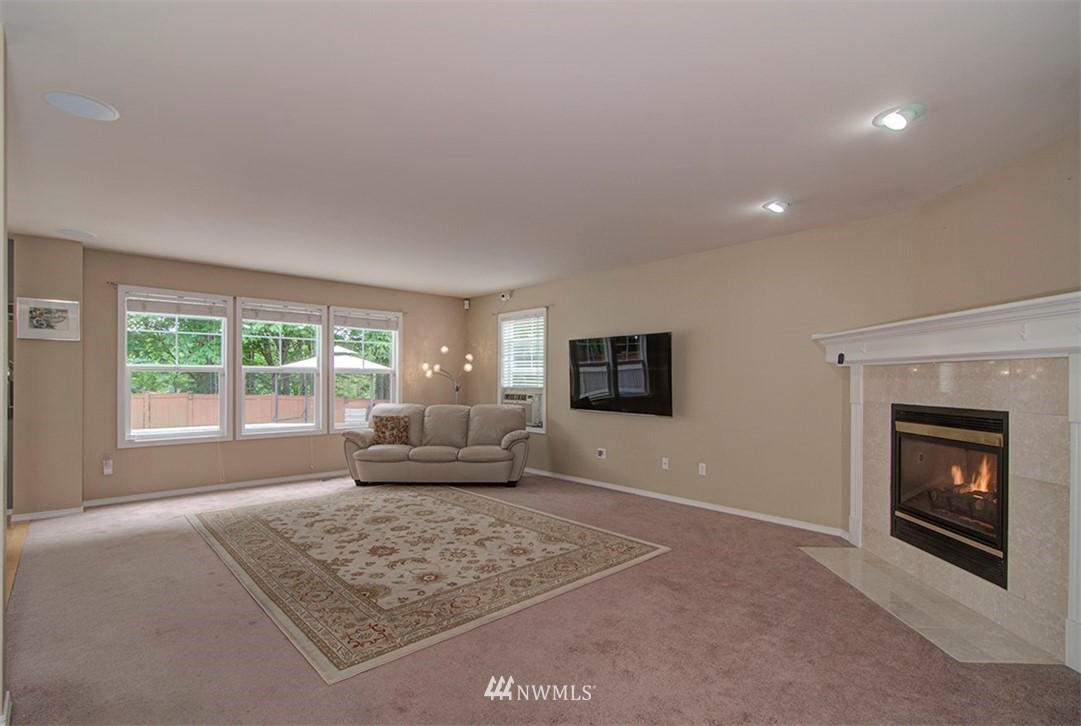2305 Southeast 3rd Street Renton, WA 98056 - Photo 9 of 30