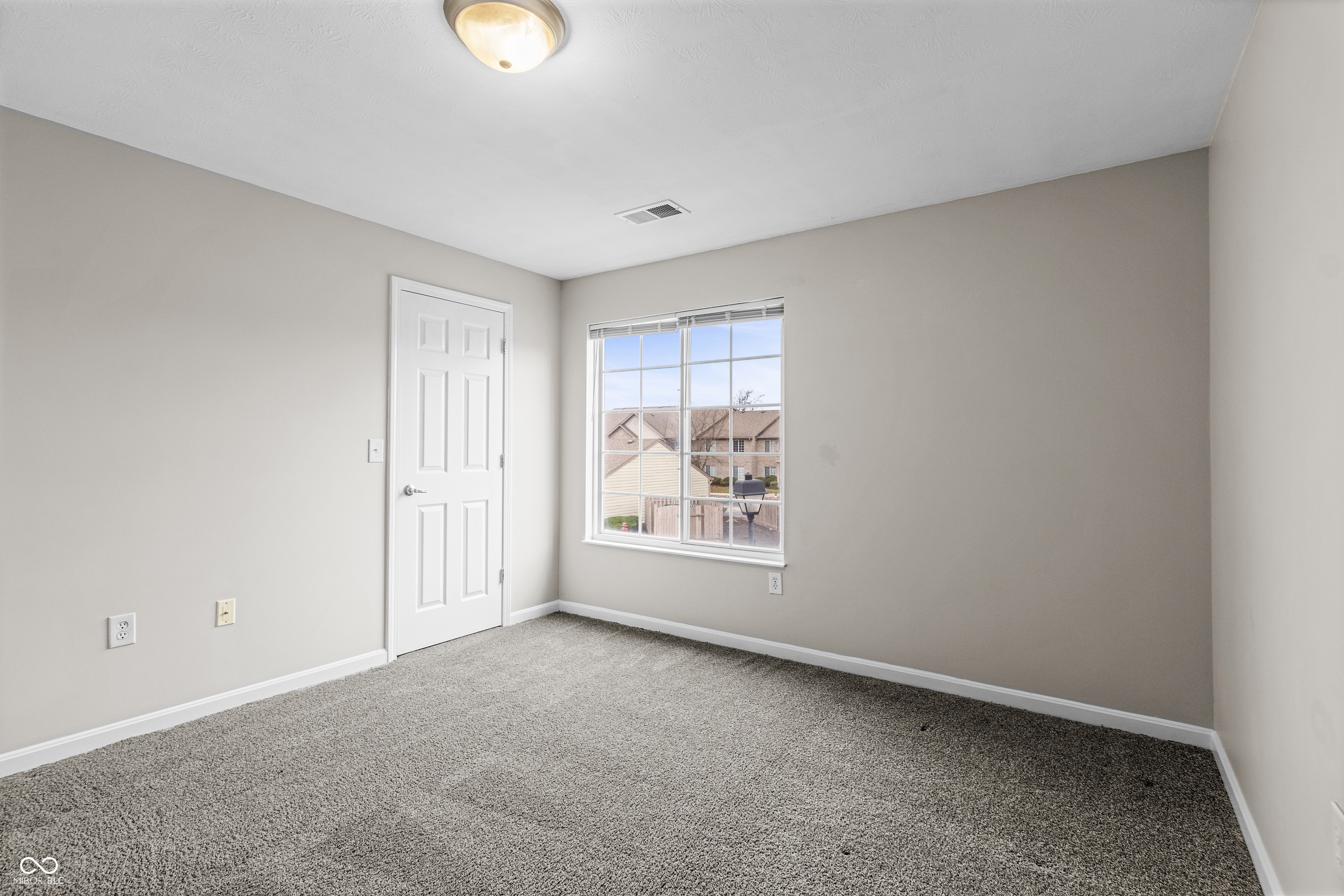 231 Legends Creek Place, Unit 207 Indianapolis, IN 46229 - Photo 25 of 29