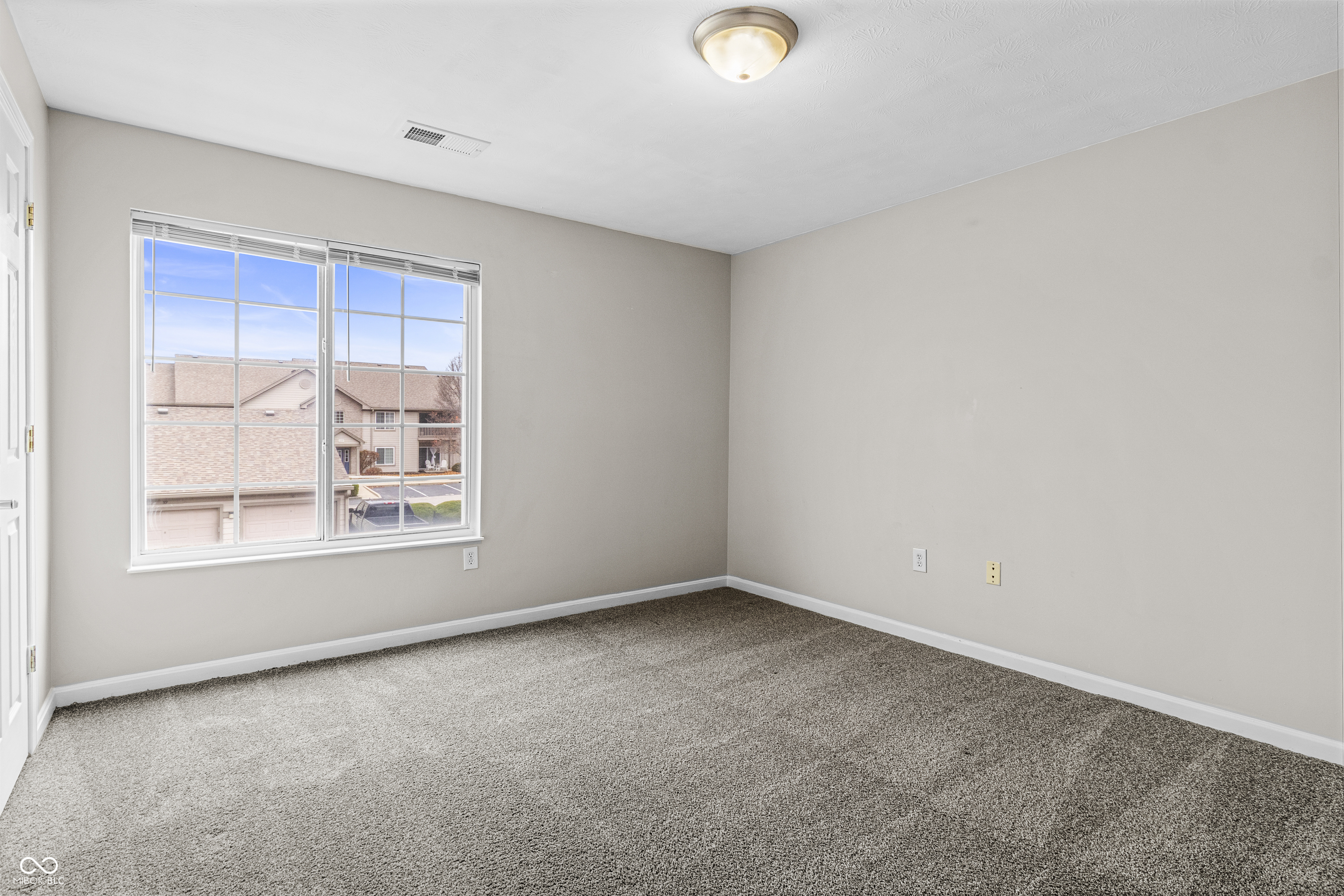 231 Legends Creek Place, Unit 207 Indianapolis, IN 46229 - Photo 26 of 29