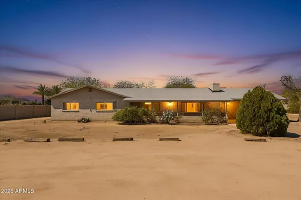 $750,000 | 25814 North 17th Avenue, Phoenix, AZ 85085