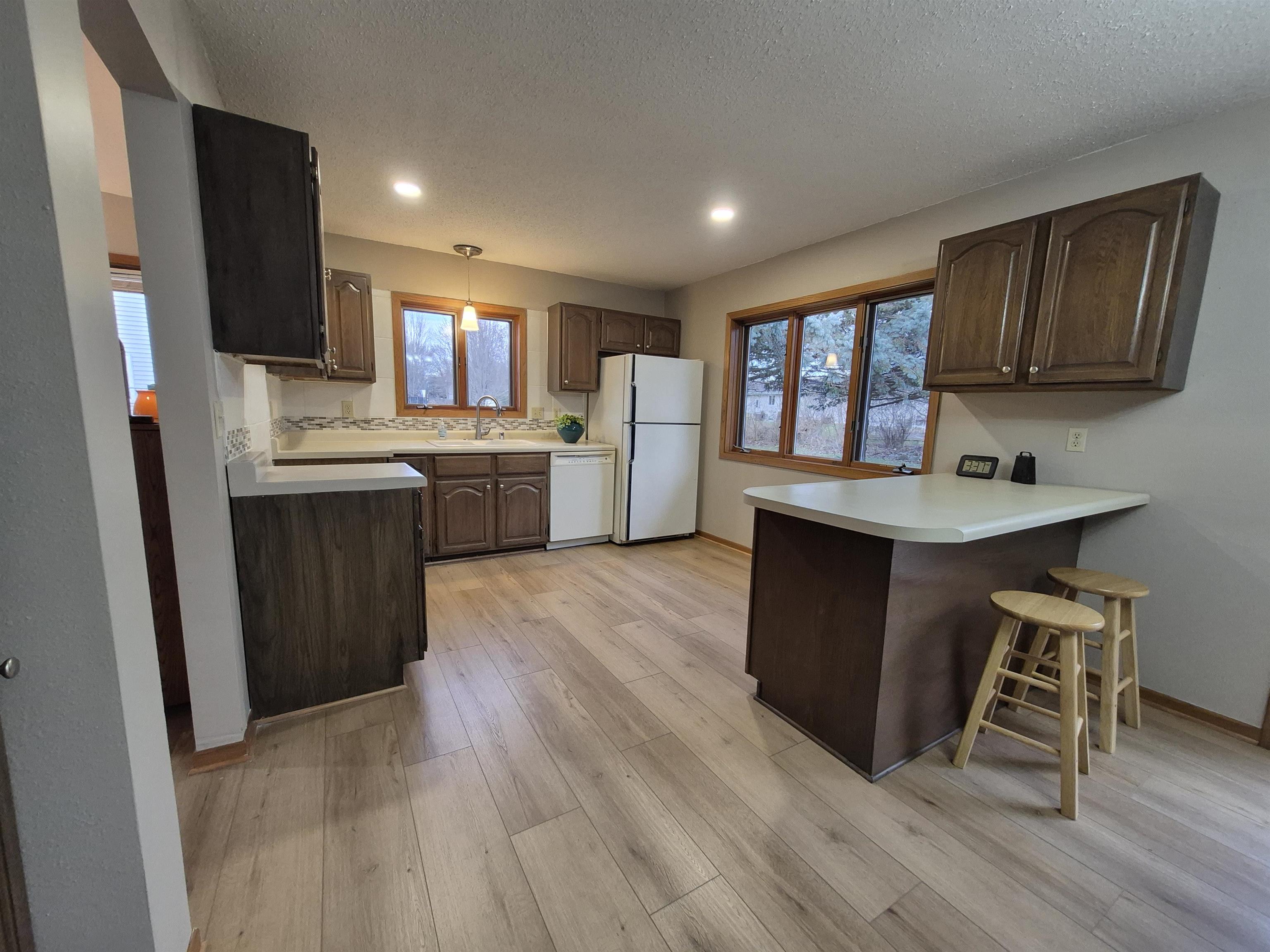 409 Kings Lynn Road Stoughton, WI 53589 - Photo 22 of 77