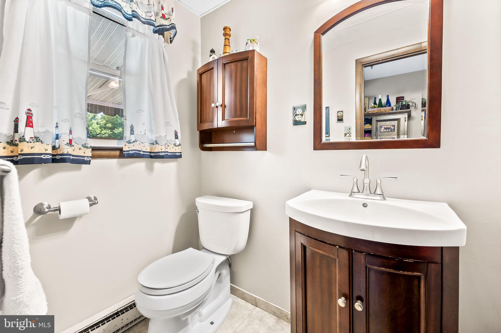 12913 Gent Road Reisterstown, MD 21136 - Photo 14 of 39 Ground Level Half Bath