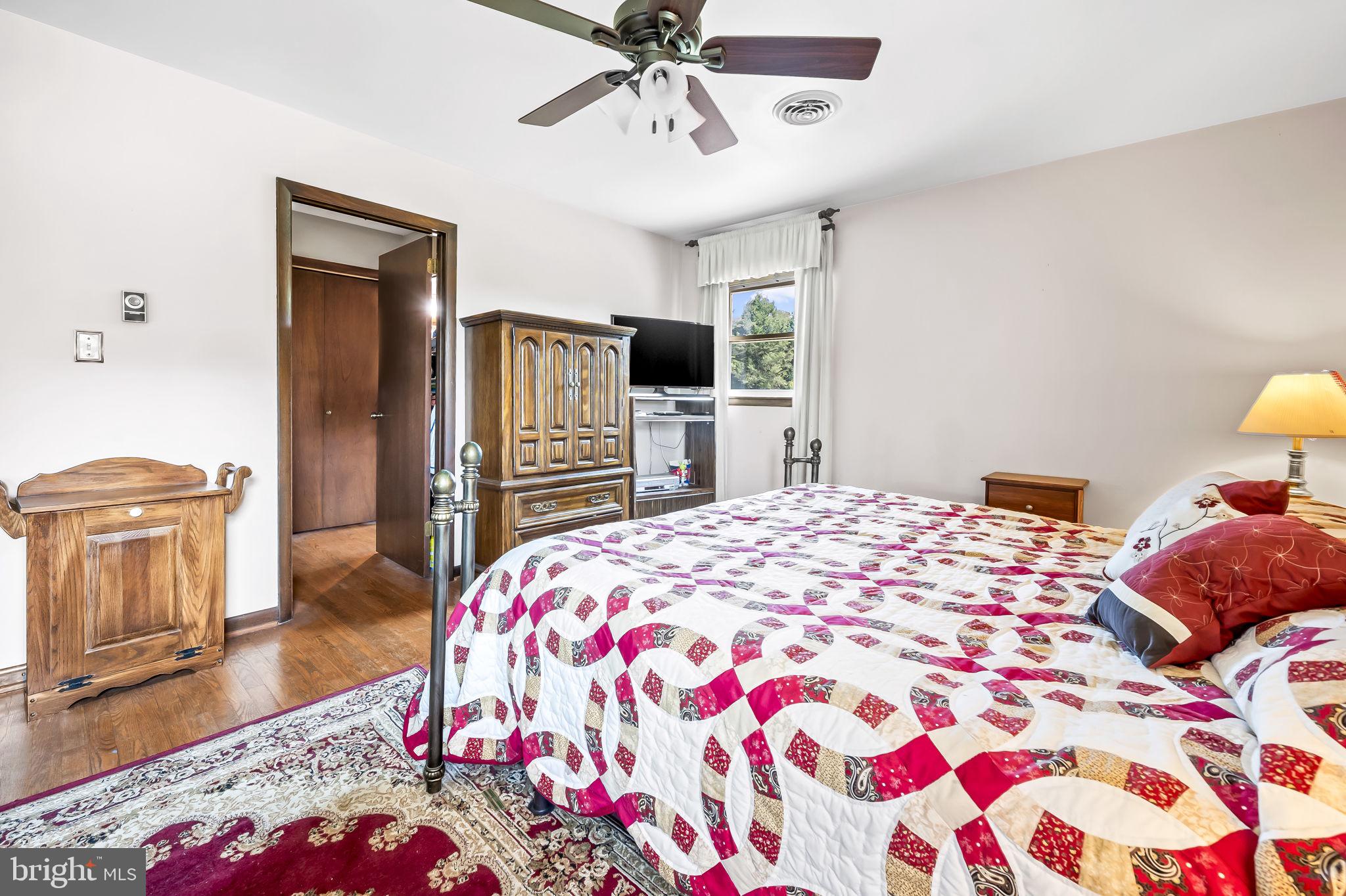 12913 Gent Road Reisterstown, MD 21136 - Photo 18 of 39 Primary Suite