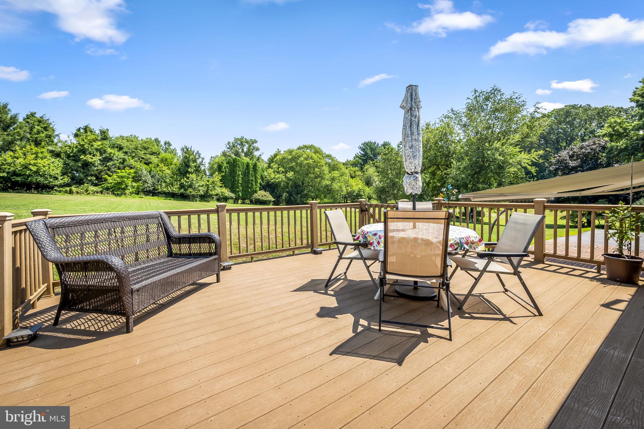 12913 Gent Road Reisterstown, MD 21136 - Photo 28 of 39 Composite Deck