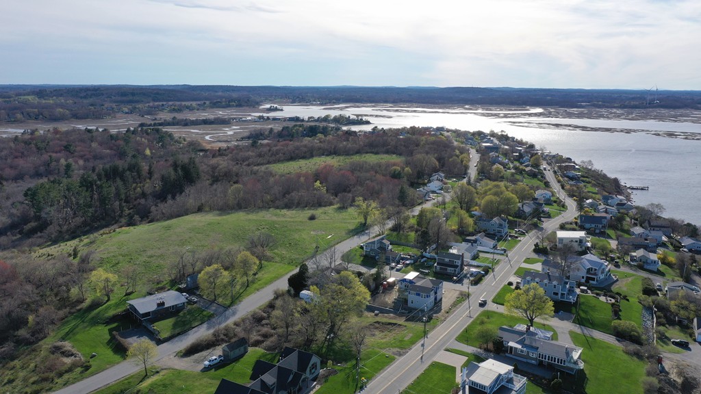 97 North Ridge Road Ipswich, MA 01938 - Photo 11 of 15 a view of a city with ocean view