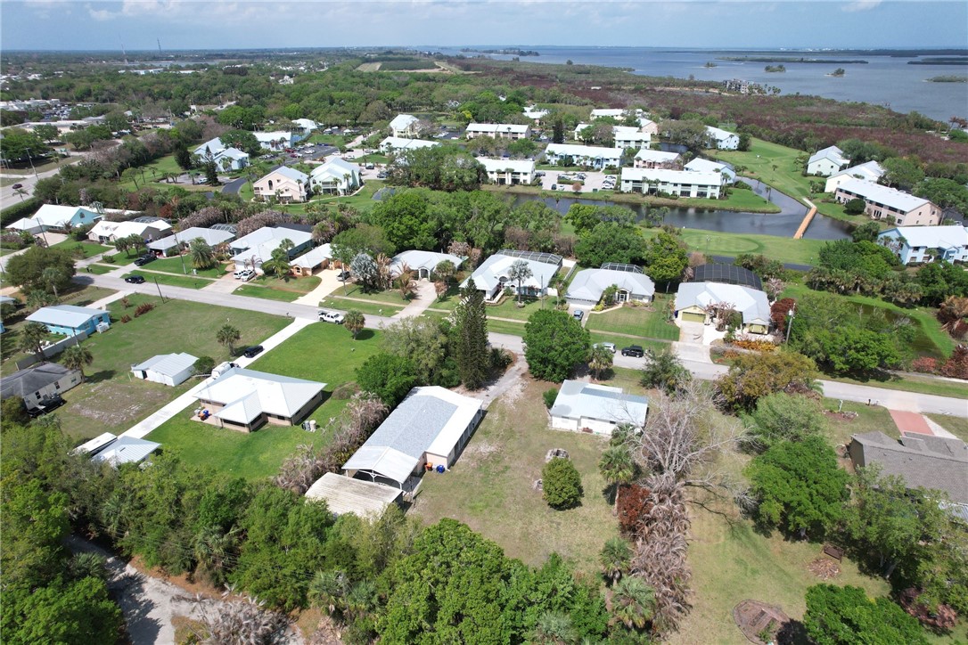 5519 95th Street Sebastian, FL 32958 - Photo 12 of 35