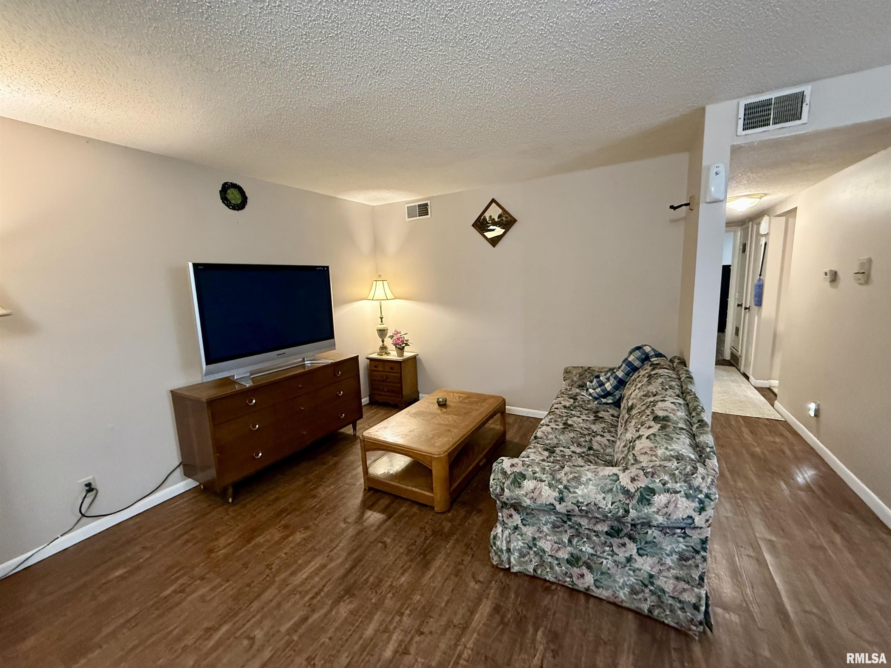 2906 Taylor Avenue, Unit 11 Springfield, IL 62703 - Photo 4 of 10