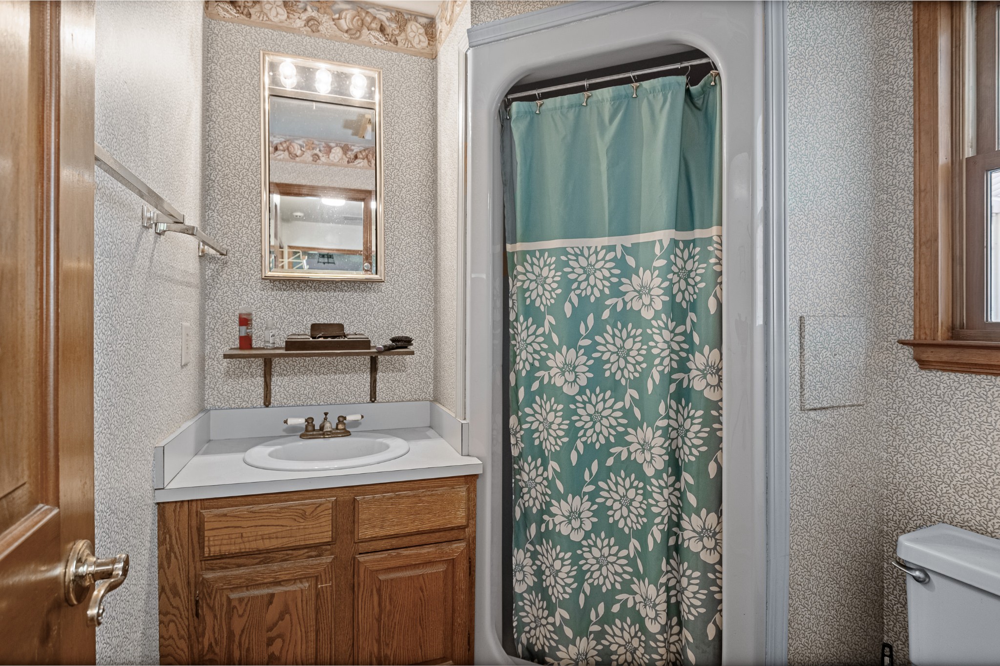 2159 Verona Caney Road Lewisburg, TN 37091 - Photo 23 of 41 a bathroom with a sink a toilet and shower