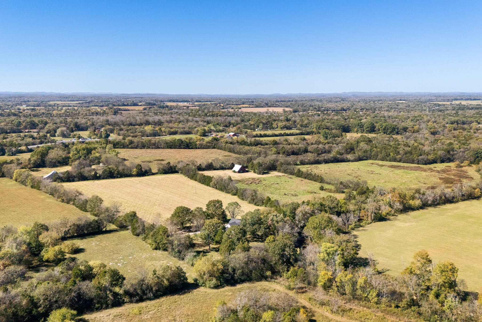 2159 Verona Caney Road Lewisburg, TN 37091 - Photo 32 of 41 a view of a city